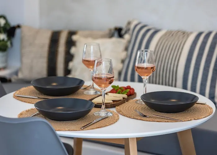 Arch Chora Next To The Old Castle Апартаменты