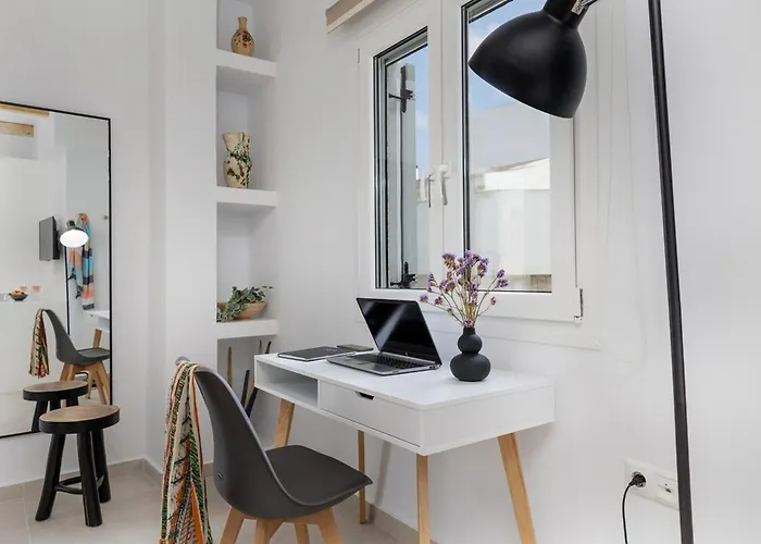 Arch Chora Next To The Old Castle Apartament