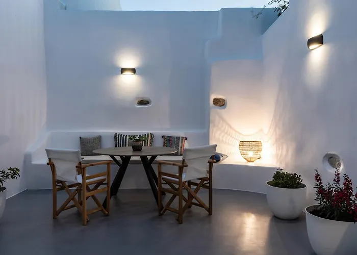 Arch Chora Next To The Old Castle Naxos City