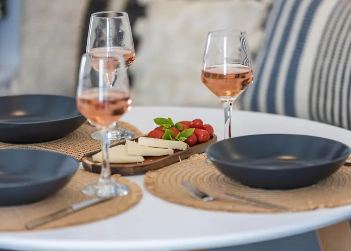 Arch Chora Next To The Old Castle * Naxos City