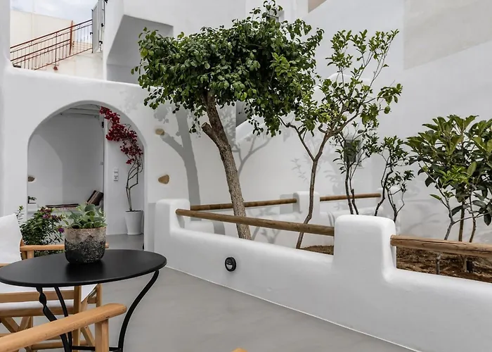 Arch Chora Next To The Old Castle * Naxos City